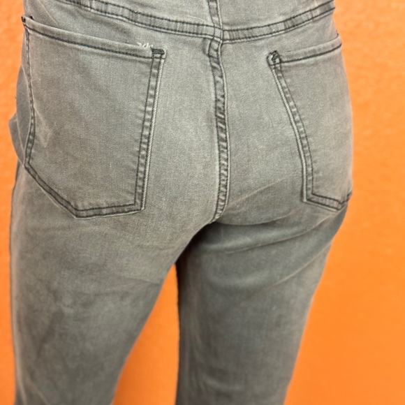 We The Free Dark Gray Flare Jeans Size 32. - Picture 3 of 16